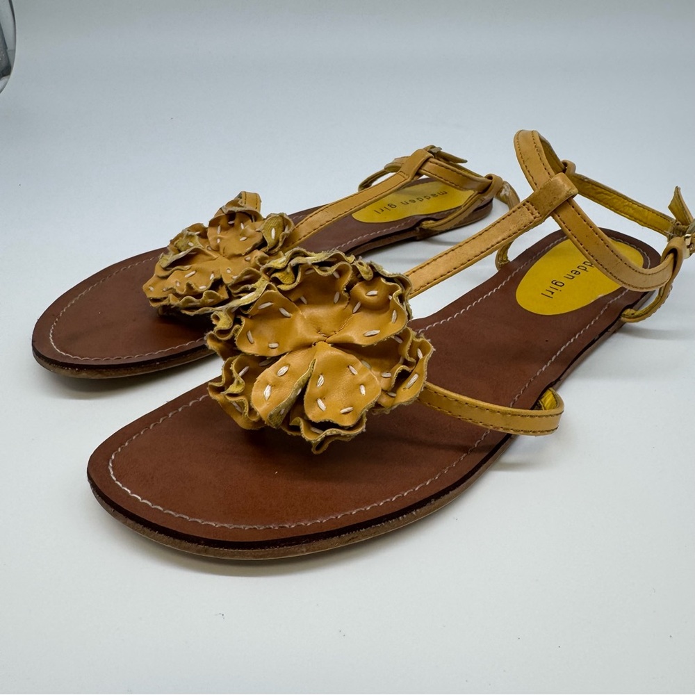 Madden Girl Yellow Floral Sandals – Women’s Size 9B (Like New)